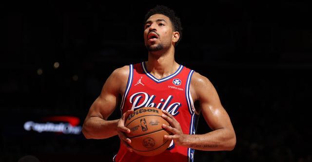 开云体育-继续合作！曝76人正试图腾出薪资空间以重新签下格里姆斯