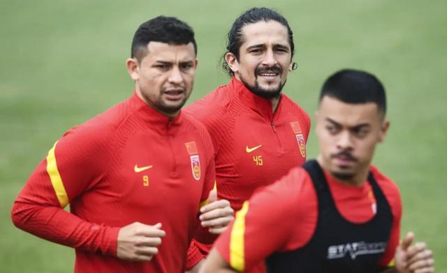 开云体育下载-解析​国足名单：硬度成重要考核 归化历史或将终结